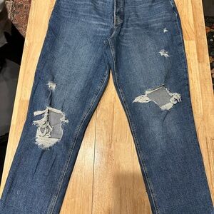Old Navy Women’s Blue Distressed Jeans